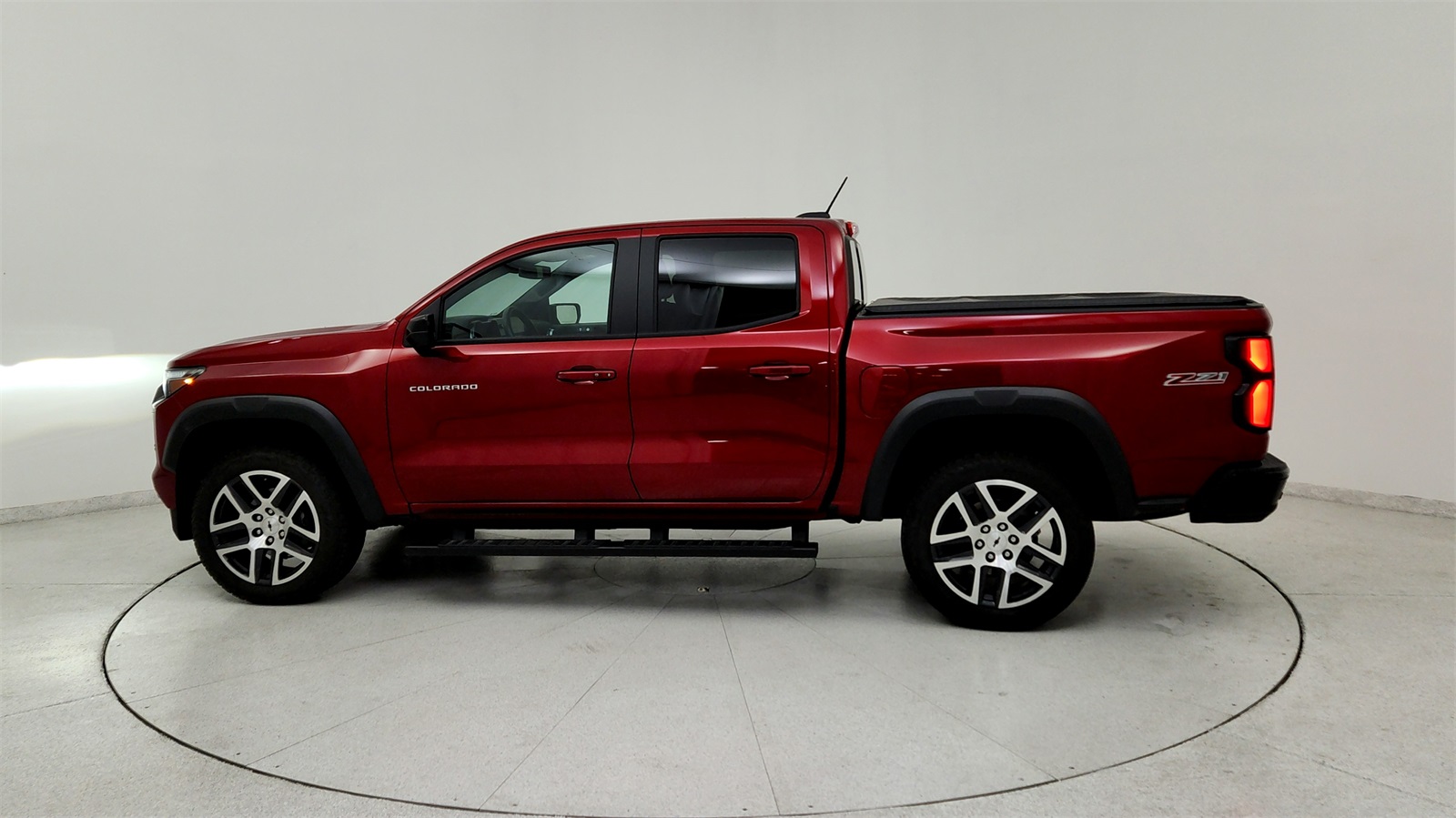 2024 Chevrolet Colorado Z71 photo 4