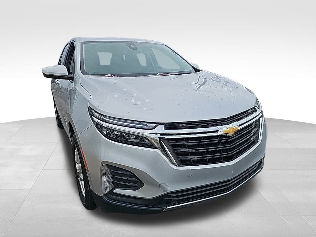 2022 Chevrolet Equinox LT photo 4