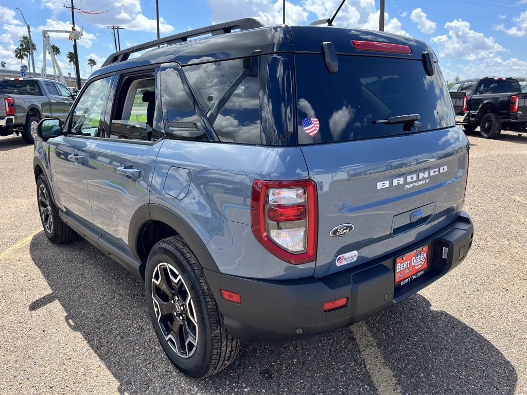 2025 Ford Bronco Sport Outer Banks photo 5