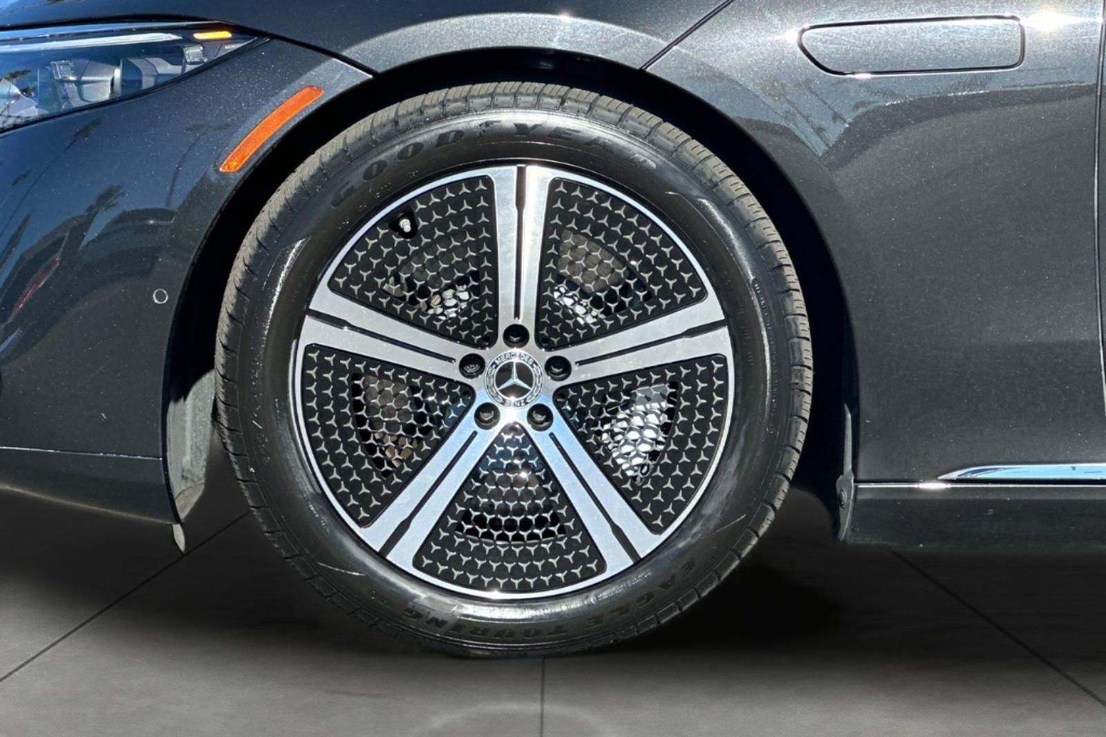 2023 Mercedes Benz EQS Sedan 450 photo 5