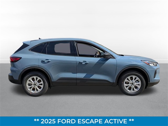 2025 Ford Escape Active photo 2