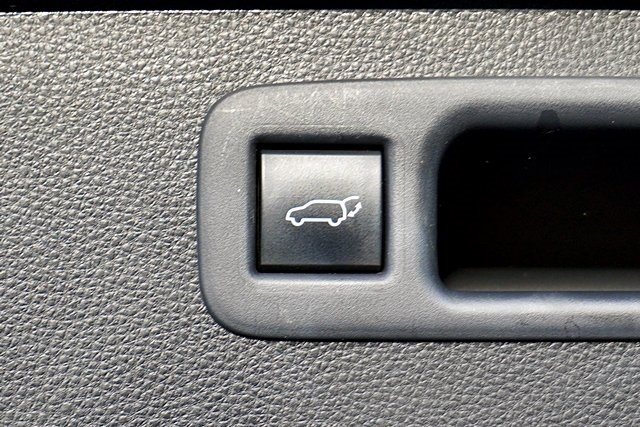 Used 2021 White Toyota XLE image 12