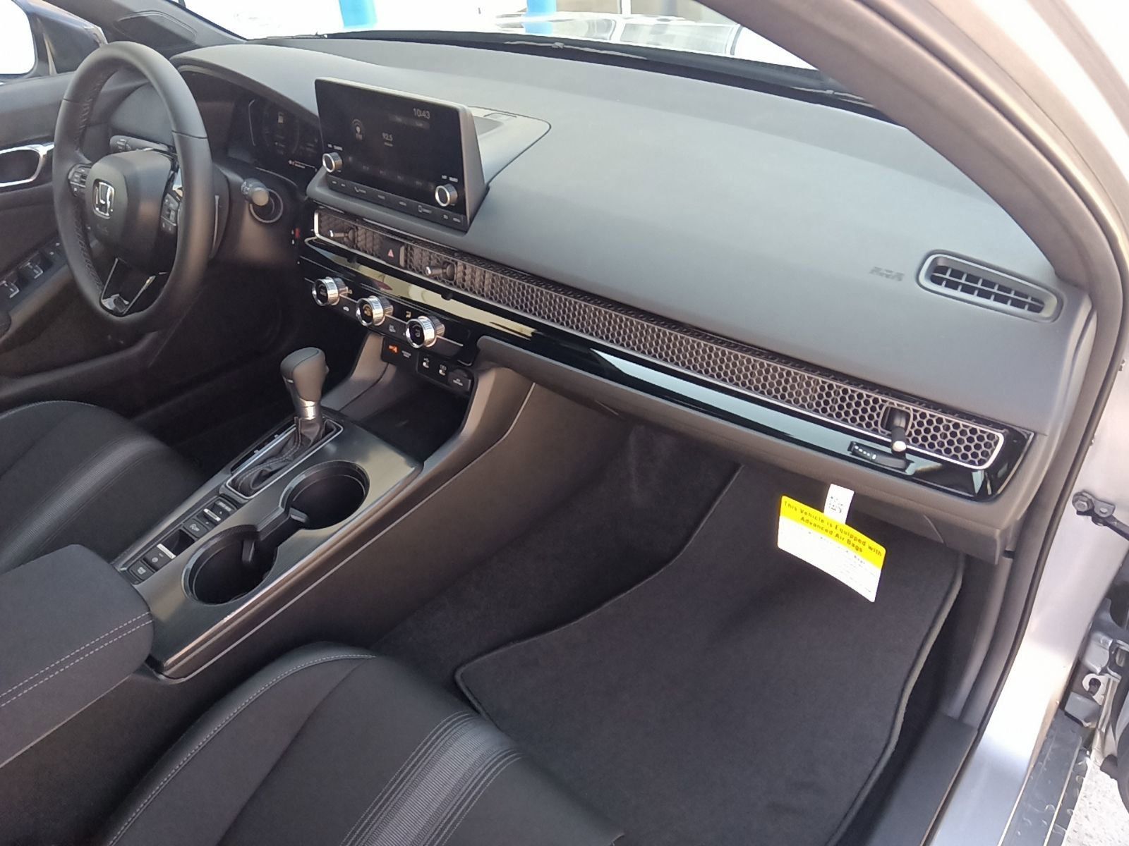 2025 Honda Civic Hatchback Sport photo 30