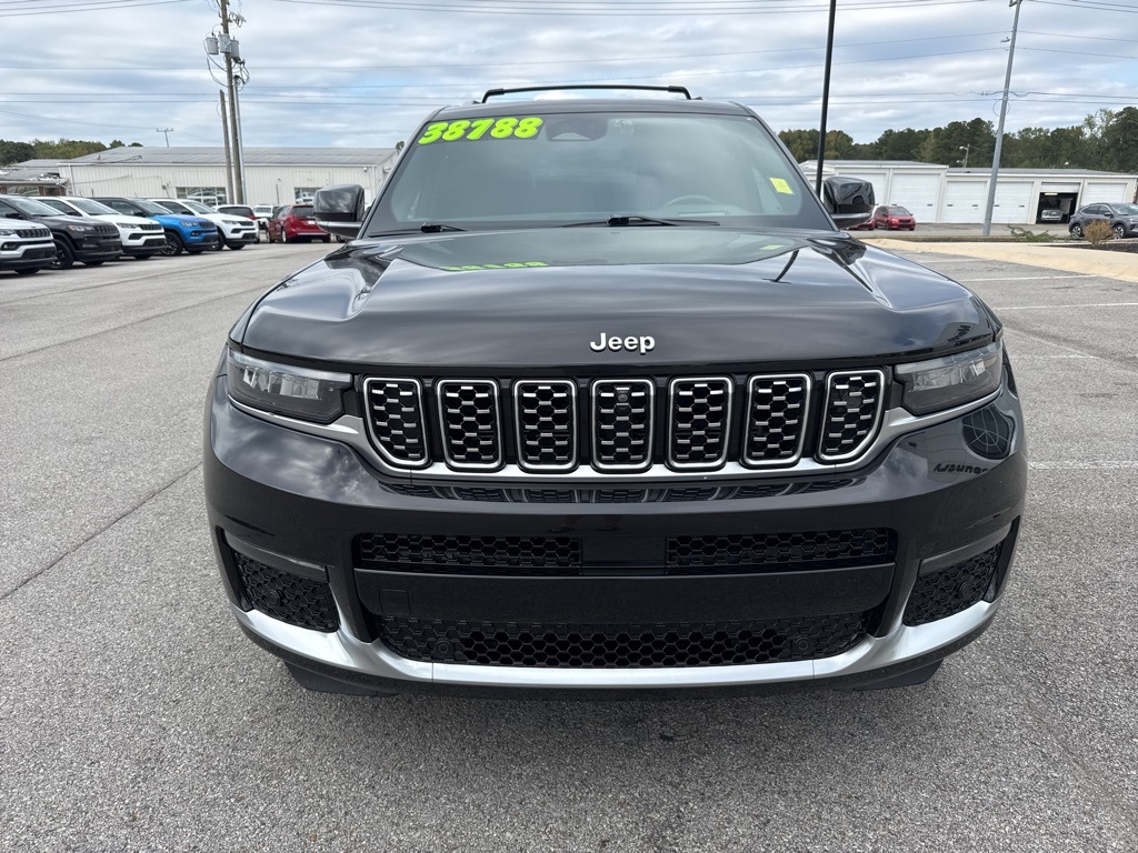 2021 Jeep Grand Cherokee L Summit photo 3