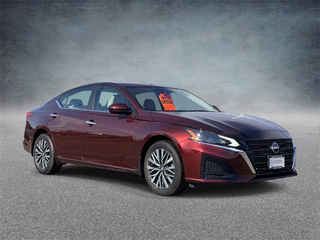 2023 Nissan Altima SV