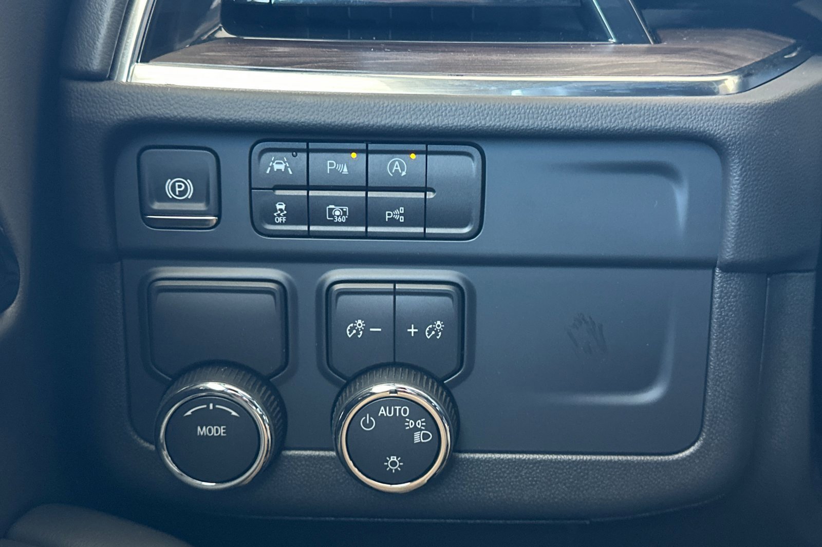 2025 Chevrolet Tahoe LS photo 27