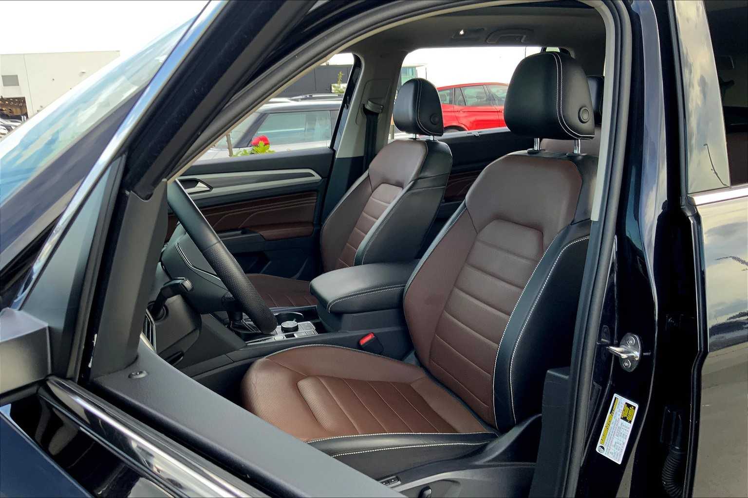 2022 Volkswagen Atlas V6 SEL Premium R-Line photo 7