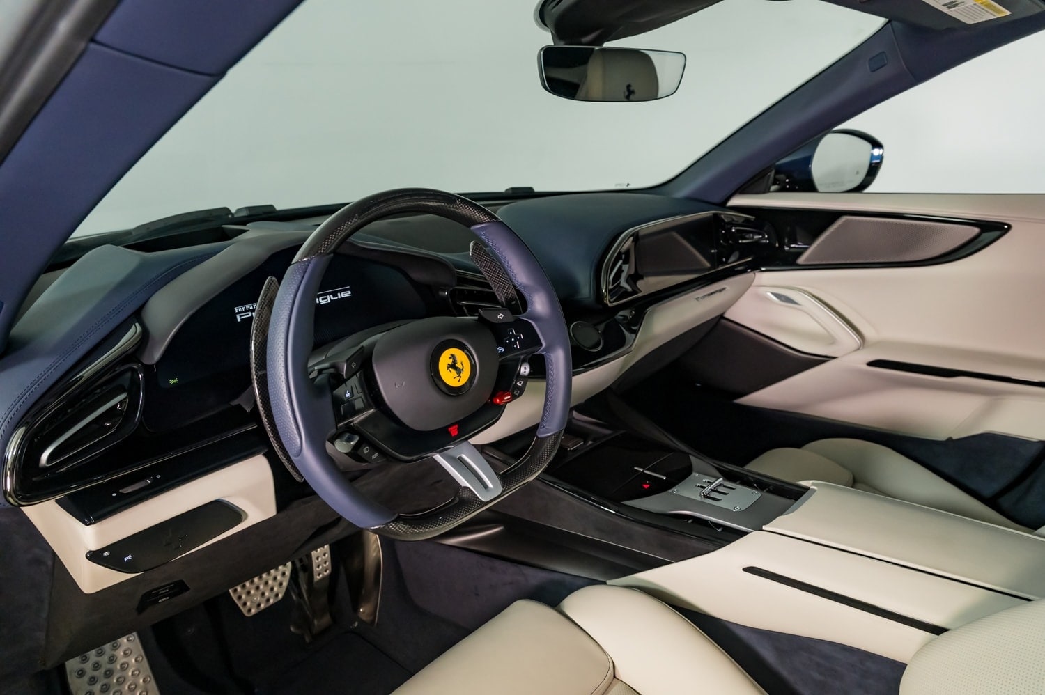 2024 Ferrari Purosangue photo 16