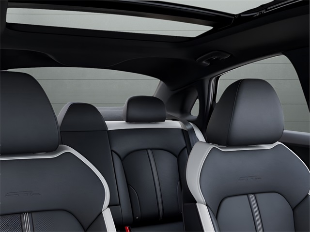 2025 Kia K5 GT-Line photo 24