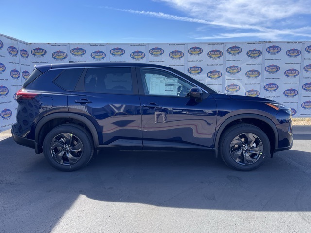 2026 Nissan Rogue SV's photo