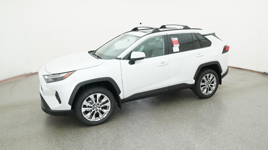 2025 Toyota RAV4 XLE Premium photo 7