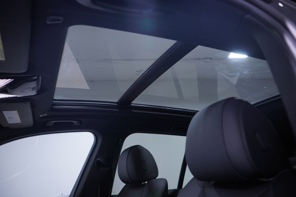 2025 Bmw X5 xDrive50e photo 8