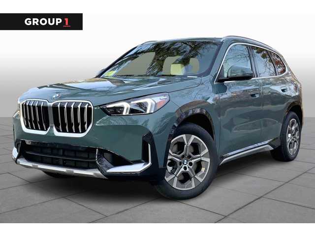 2026 BMW X1 28i's photo