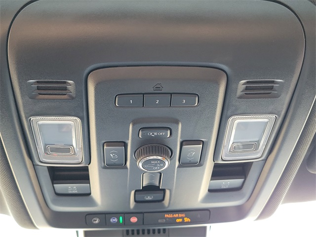 2024 Chevrolet Suburban High Country photo 35
