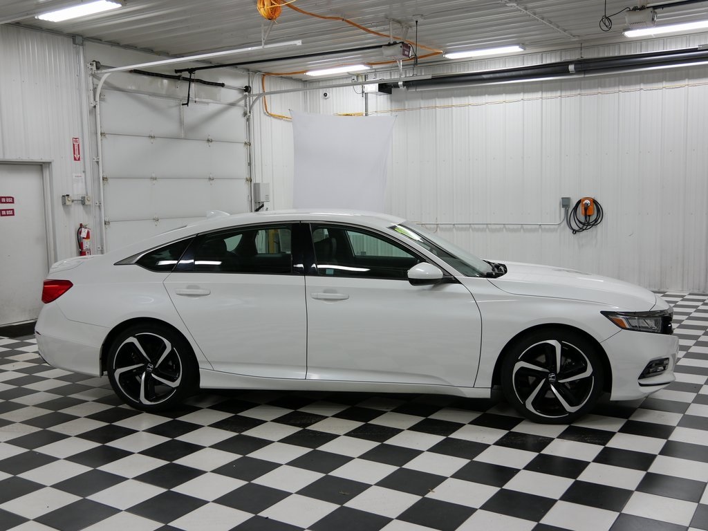 Used 2018 Honda Accord Sport with VIN 1HGCV1F3XJA262112 for sale in Rochester, Minnesota
