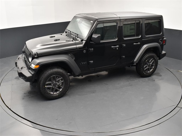 2025 Jeep Wrangler photo 14