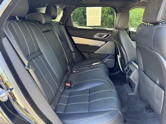 2022 Land Rover Range Rover Velar P250 R-Dynamic S photo 18