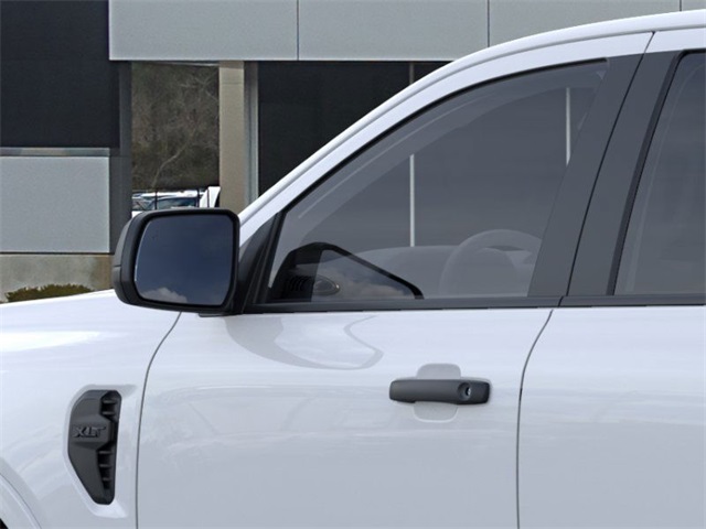 2025 Ford Ranger XLT photo 17