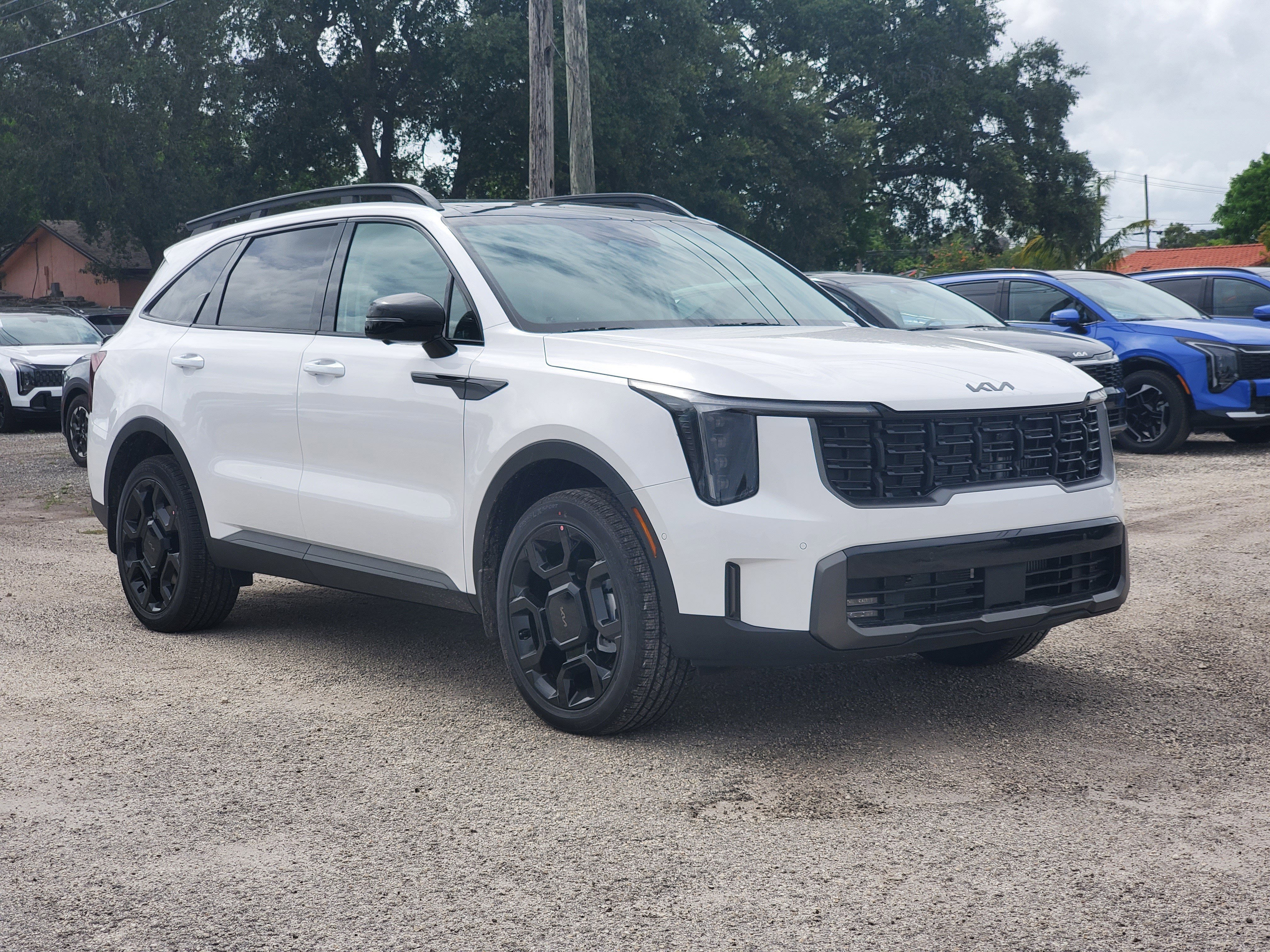 2025 Kia Sorento X-Line SX's photo