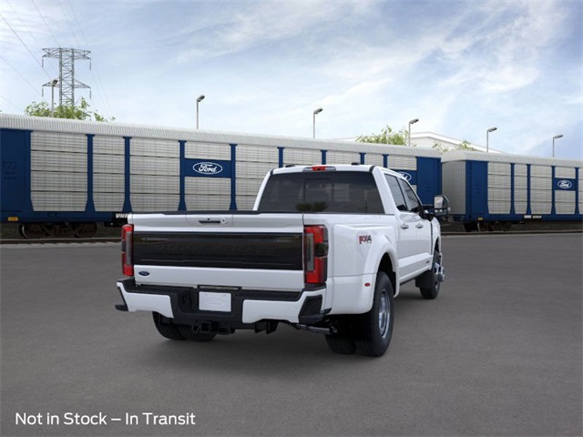 2025 Ford F-350 Platinum photo 4