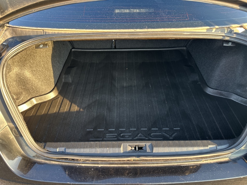 2017 Subaru Legacy 2.5i Premium photo 21