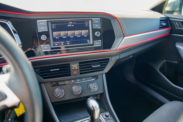 2019 Volkswagen Jetta 1.4T S photo 11
