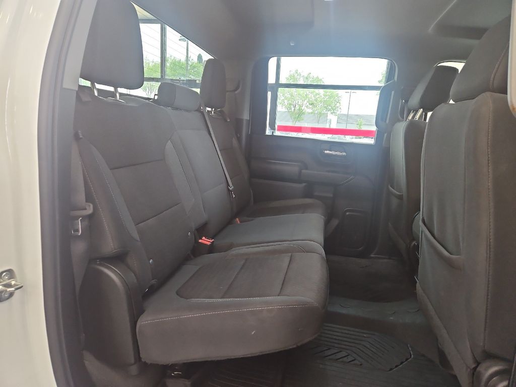 2023 Chevrolet Silverado 2500HD LT photo 17