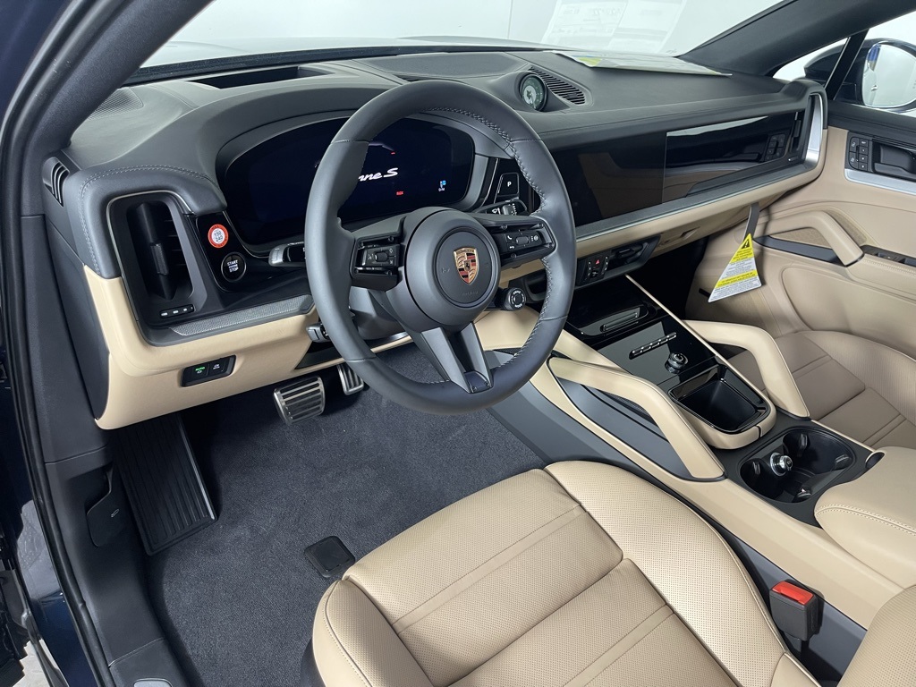 2026 Porsche Cayenne E-Hybrid Coupe S photo 4