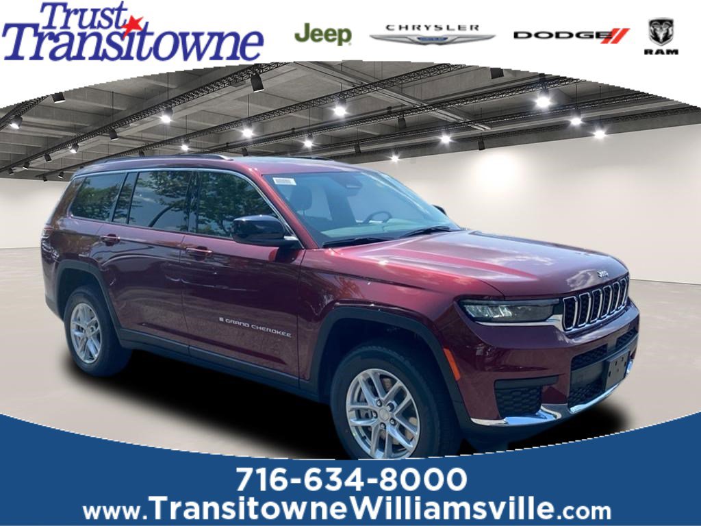 2025 Jeep Grand Cherokee L Laredo's photo