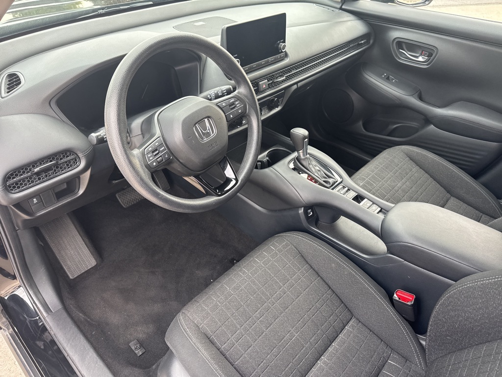 2023 Honda HR-V LX photo 18