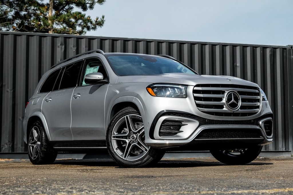 2026 Mercedes-Benz GLS Base's photo