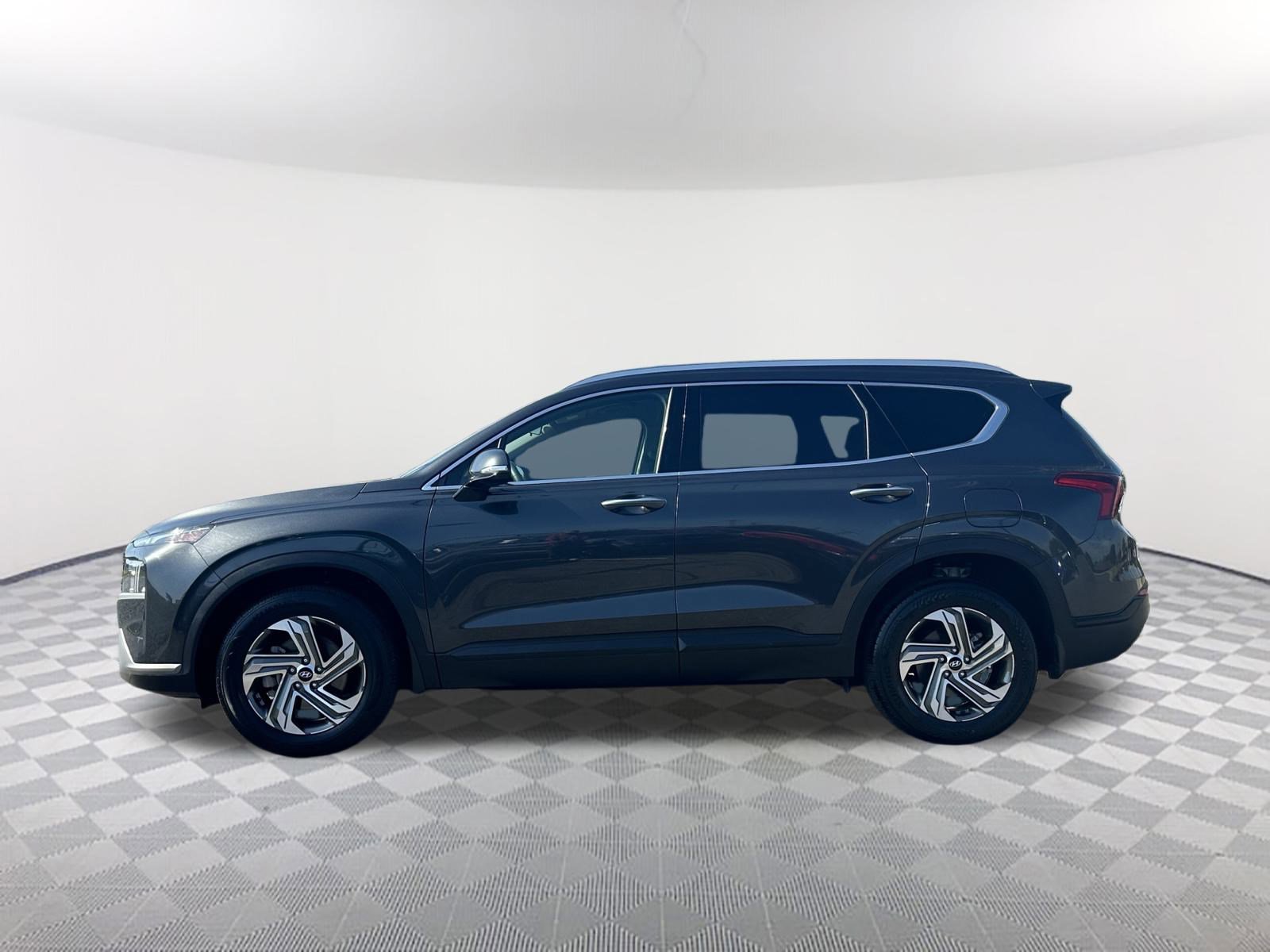2023 Hyundai Santa Fe SEL photo 5