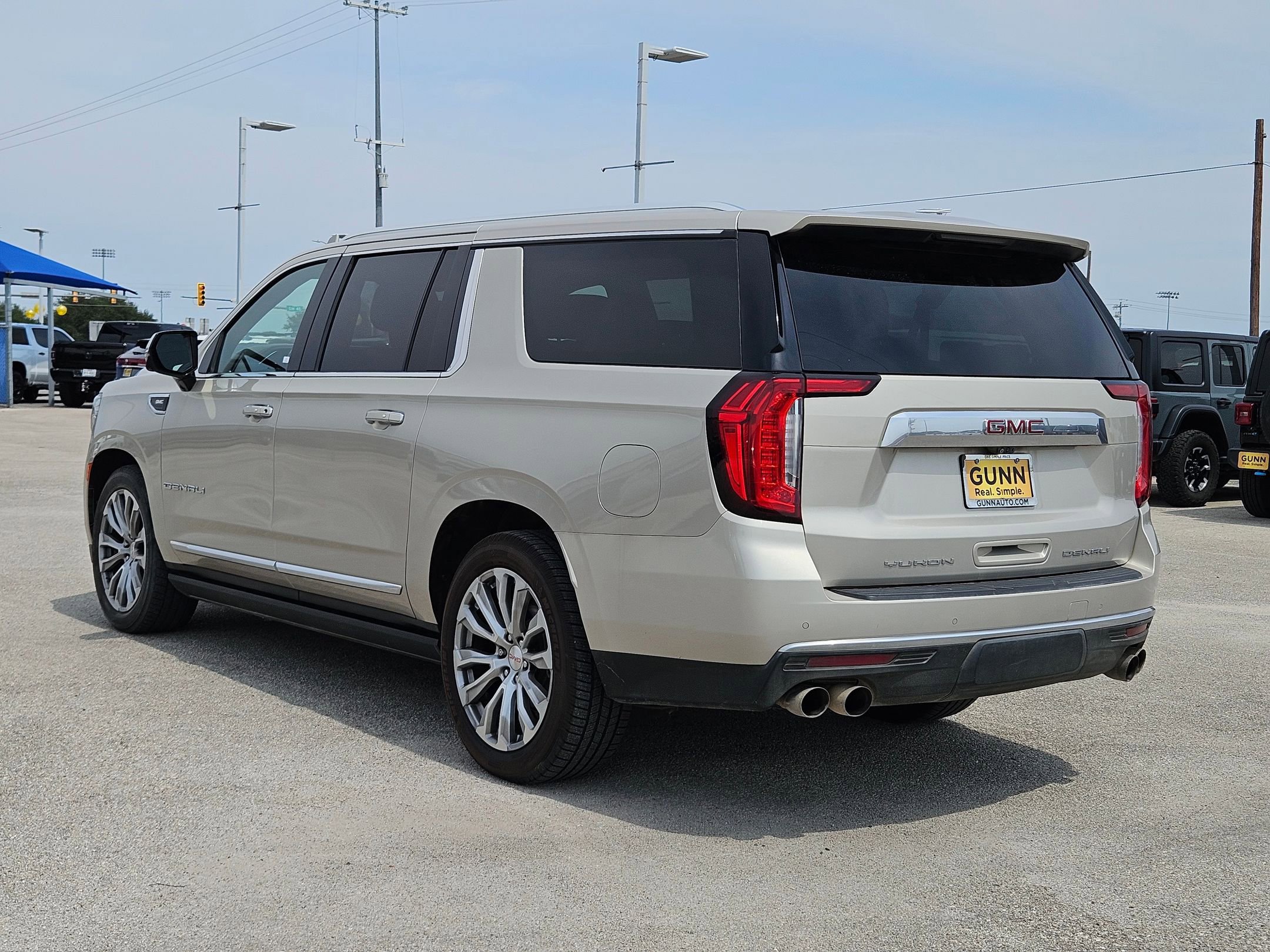 2021 Gmc Yukon XL Denali photo 5