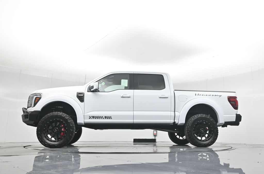 2025 Ford F-150 Lariat photo 6