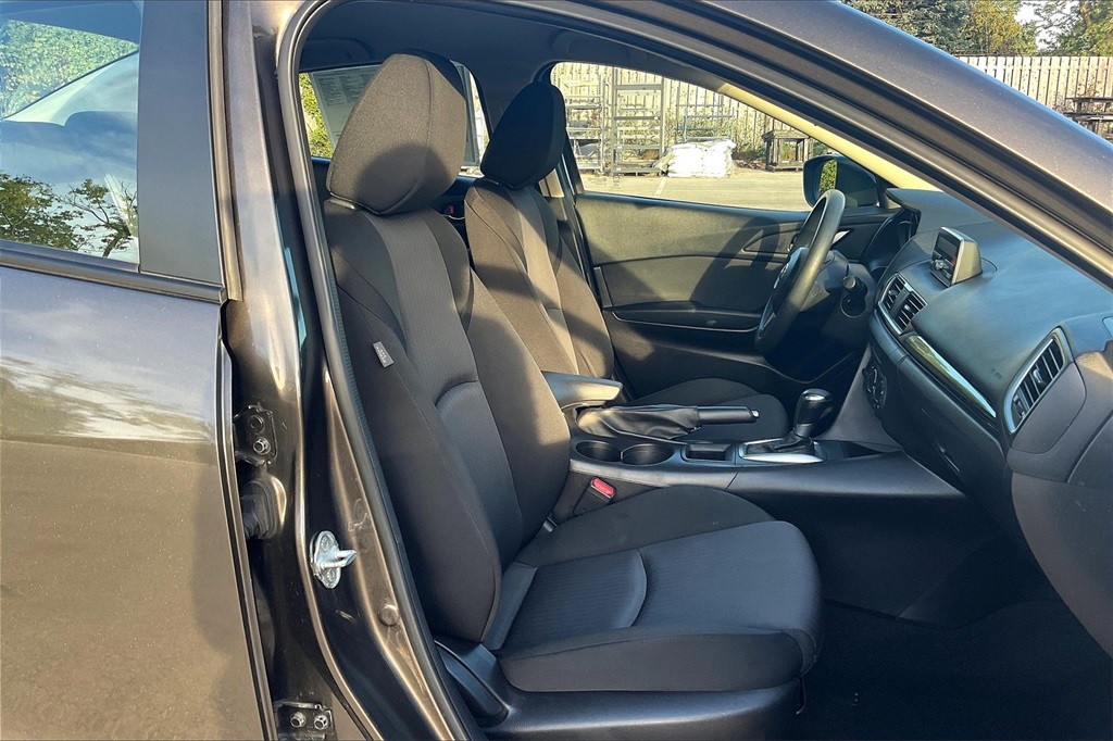 2015 Mazda Mazda3 i SV photo 6