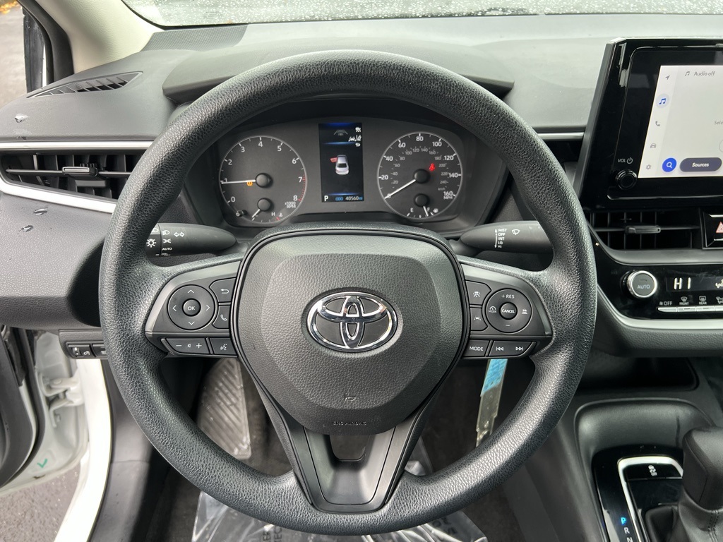 2023 Toyota Corolla LE photo 14