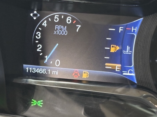 2014 Lincoln MKS Base photo 18