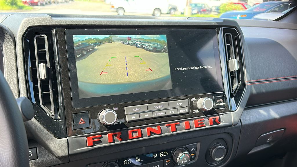 2025 Nissan Frontier PRO-4X photo 18