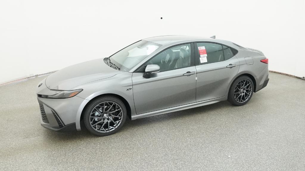 2025 Toyota Camry SE photo 7