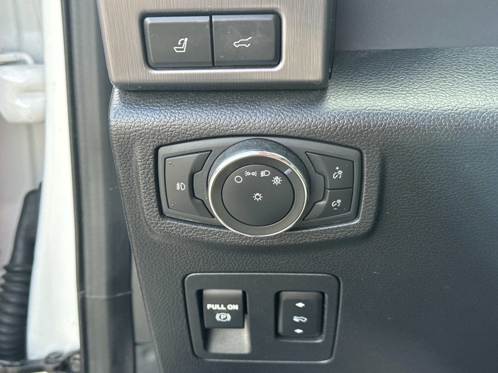 2020 Ford Expedition Platinum photo 20
