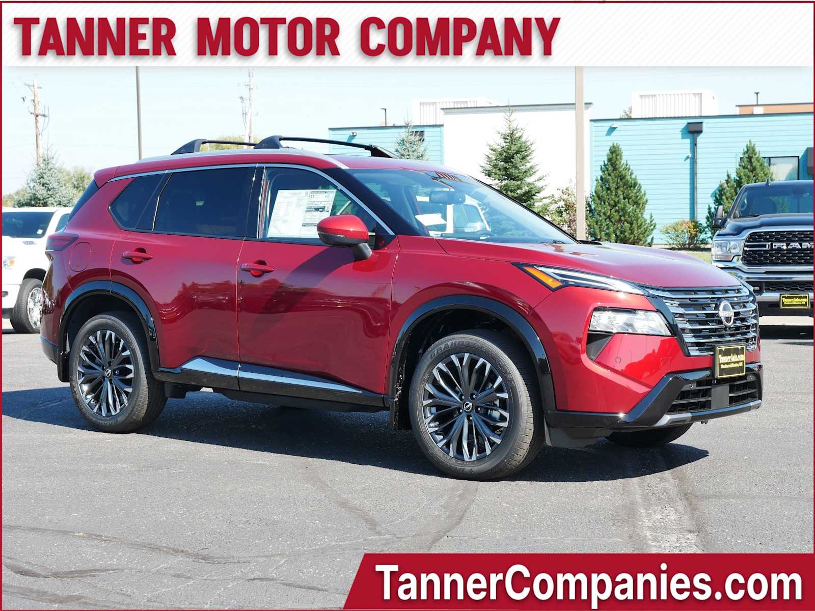 2026 Nissan Rogue Platinum's photo