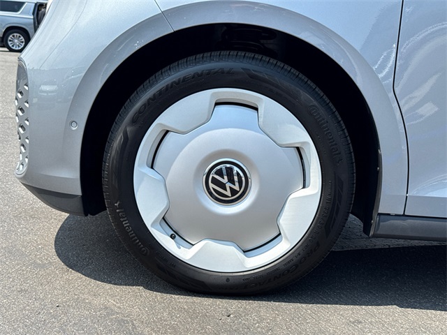 2025 Volkswagen ID. Buzz Pro Plus photo 9