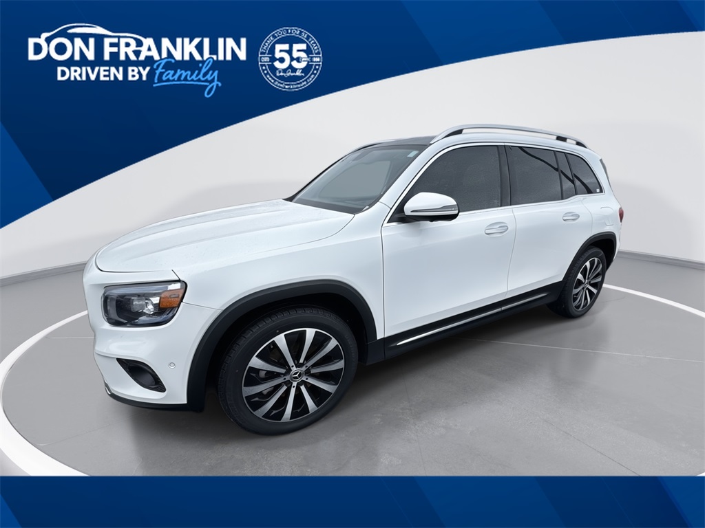 2022 Mercedes-Benz GLB's photo