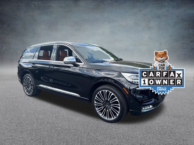 2021 Lincoln Aviator Black Label photo 2