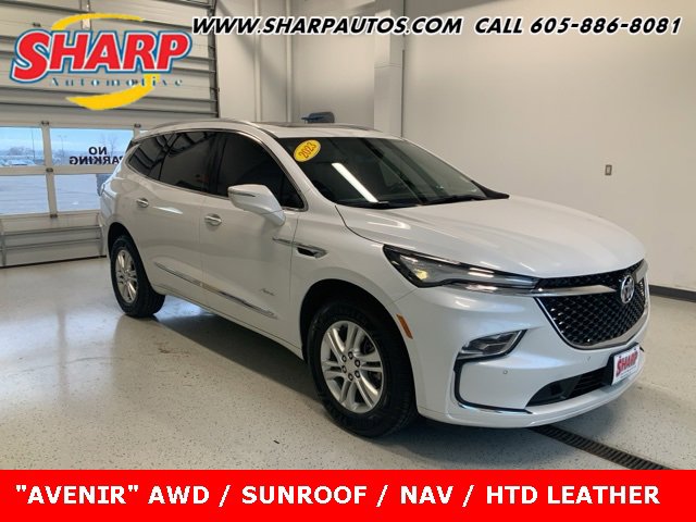 2023 Buick Enclave Avenir's photo