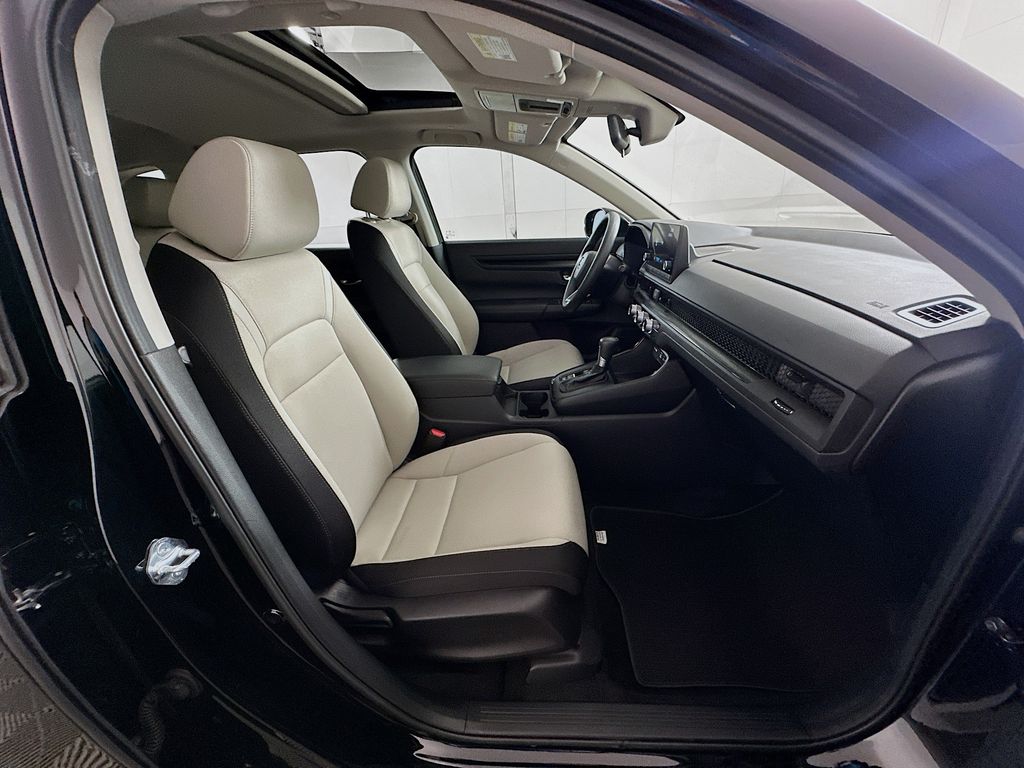 2025 Honda CR-V EX photo 27