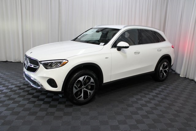2025 Mercedes Benz GLC 350e 4MATIC photo 3