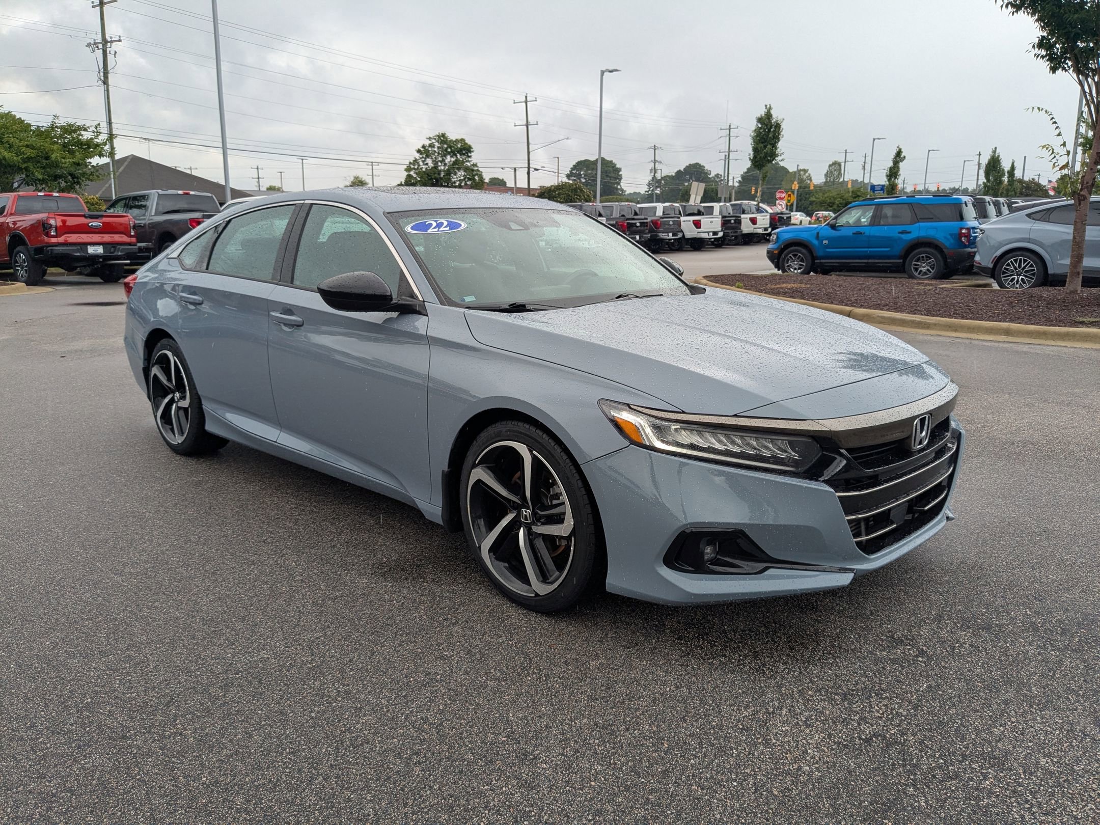 2022 Honda Accord Sport 2.0T photo 5