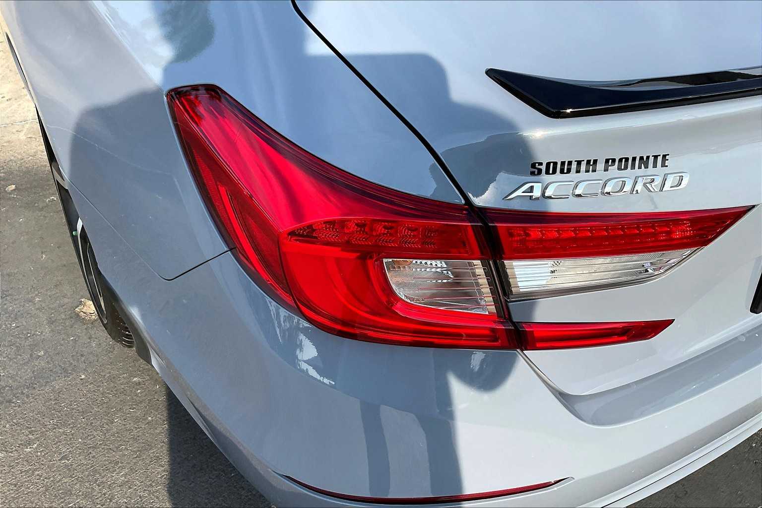 2022 Honda Accord Hybrid Sport photo 27