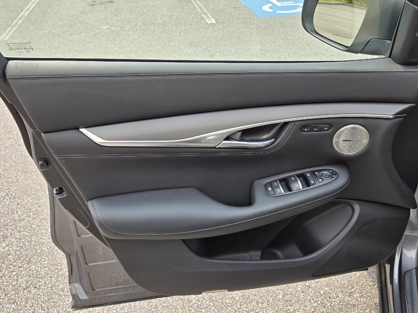 2025 Infiniti QX55 Essential photo 8